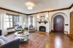 277 E Oneida Ave, Elmhurst, IL 60126 - Photo 5