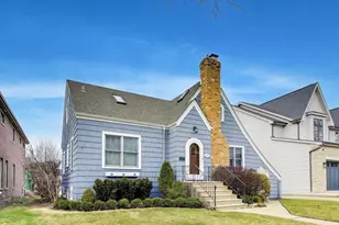 277 E Oneida Ave, Elmhurst, IL 60126 - Photo 3