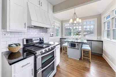 277 E Oneida Avenue, Elmhurst, IL 60126 - Photo 11