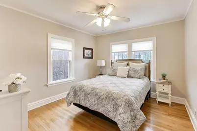 277 E Oneida Avenue, Elmhurst, IL 60126 - Photo 15