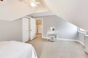 277 E Oneida Ave, Elmhurst, IL 60126 - Photo 25