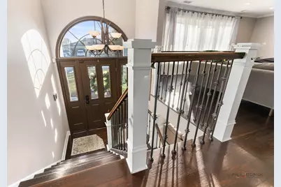 950 W Hillside Street, Palatine, IL 60067 - Photo 5