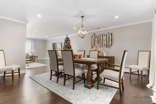 950 W Hillside St, Palatine, IL 60067 - Photo 9