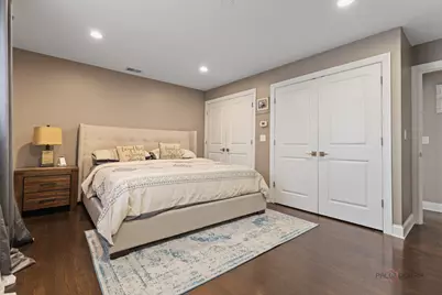 950 W Hillside Street, Palatine, IL 60067 - Photo 17