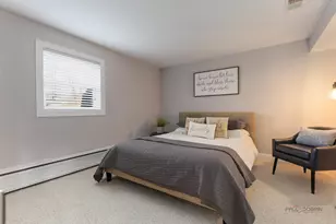 950 W Hillside St, Palatine, IL 60067 - Photo 23