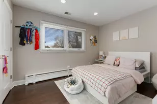 950 W Hillside St, Palatine, IL 60067 - Photo 21