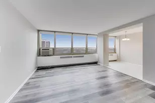 3950 N Lake Shore Dr, Chicago, IL 60613 - Photo 3