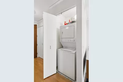 201 N Westshore Drive #2506, Chicago, IL 60601 - Photo 11