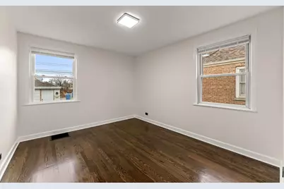 5251 S Hamlin Avenue, Chicago, IL 60632 - Photo 19