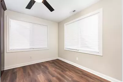 16784 Anthony Avenue, Hazel Crest, IL 60429 - Photo 17