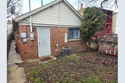 623 N Christiana Avenue, Chicago, IL 60624 - Photo 11