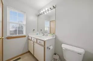 798 River Walk Dr, Wheeling, IL 60090 - Photo 13