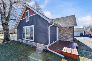 7303 W 75th St, Bridgeview, IL 60455 - Photo 3