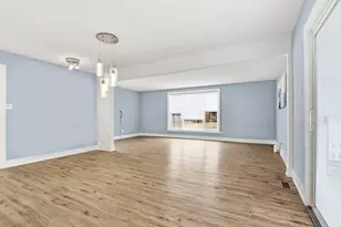 7303 W 75th St, Bridgeview, IL 60455 - Photo 11