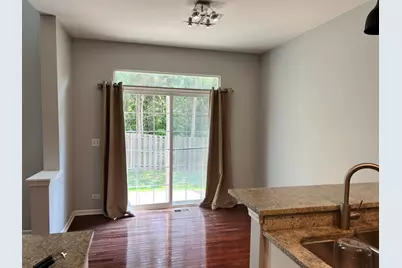 10S449 Carrington Circle, Burr Ridge, IL 60527 - Photo 9