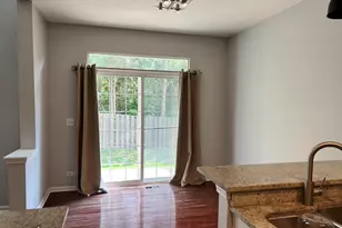 10S449 Carrington Cir, Burr Ridge, IL 60527 - Photo 9