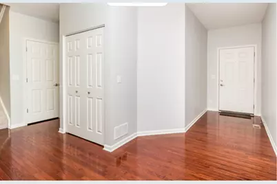 10S449 Carrington Circle, Burr Ridge, IL 60527 - Photo 3