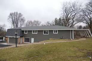 34550 N Wilson Rd, Ingleside, IL 60041 - Photo 5