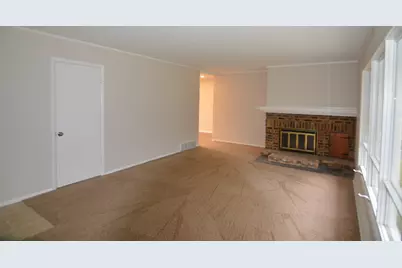 34550 N Wilson Road, Ingleside, IL 60041 - Photo 9