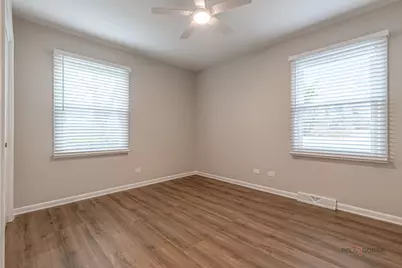 1967 Red Fox Lane, Green Oaks, IL 60048 - Photo 13