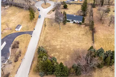 1967 Red Fox Lane, Green Oaks, IL 60048 - Photo 35