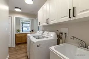 1967 Red Fox Ln, Green Oaks, IL 60048 - Photo 15