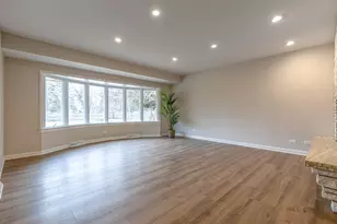 1967 Red Fox Ln, Green Oaks, IL 60048 - Photo 3