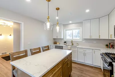 1967 Red Fox Lane, Green Oaks, IL 60048 - Photo 7