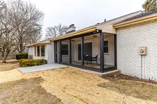 1967 Red Fox Ln, Green Oaks, IL 60048 - Photo 23