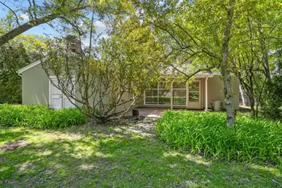949 Ridgewood Drive, Highland Park, IL 60035 - Photo 15