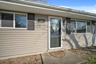 206 N Grove Street, Normal, IL 61761 - Photo 3