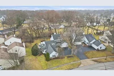 1095 Devonshire Avenue, Naperville, IL 60540 - Photo 43