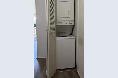 13 Parkside Court #4, Vernon Hills, IL 60061 - Photo 9