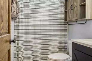 609 N Monroe Ave, Bradley, IL 60915 - Photo 15