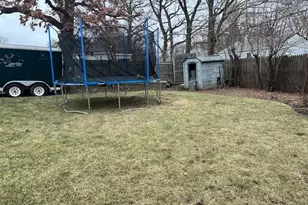 1913 Apache Rd, Waukegan, IL 60087 - Photo 5