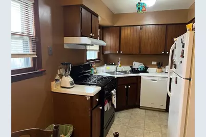 1913 Apache Road, Waukegan, IL 60087 - Photo 11