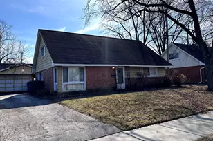 182 Frederick Dr, Chicago Heights, IL 60411 - Photo 7