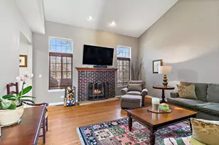 1260 Water Stone Cir, Wauconda, IL 60084 - Photo 5