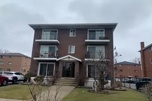 7913 S 83rd Ave, Justice, IL 60458 - Photo 1