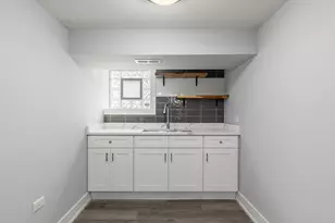 5542 W 64th St, Chicago, IL 60638 - Photo 25