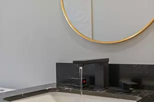 5542 W 64th St, Chicago, IL 60638 - Photo 9