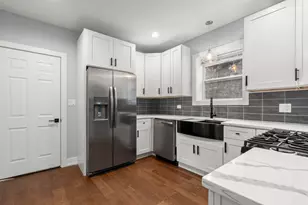 5542 W 64th St, Chicago, IL 60638 - Photo 15