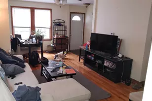 1236 W Oakdale Ave, Chicago, IL 60657 - Photo 3