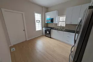 654 E 92nd Pl, Chicago, IL 60619 - Photo 5