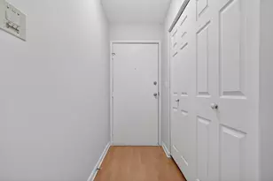 6670 S Brainard Ave, Countryside, IL 60525 - Photo 15