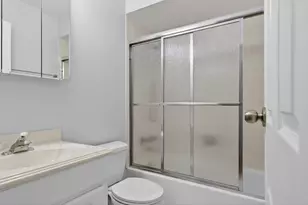 6670 S Brainard Ave, Countryside, IL 60525 - Photo 21