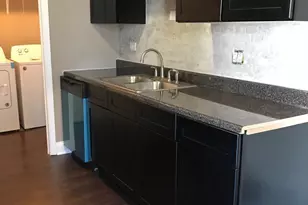 329 Carthage Ct, Bloomingdale, IL 60108 - Photo 9