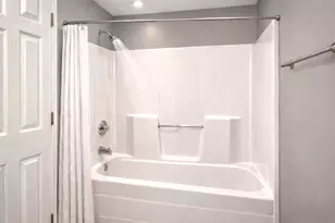 5848 S Prairie Ave, Chicago, IL 60637 - Photo 17