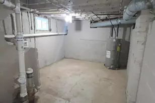 926 43rd St, Rock Island, IL 61201 - Photo 23