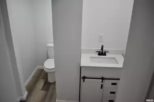 926 43rd St, Rock Island, IL 61201 - Photo 21